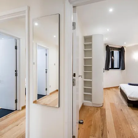 And Spacious 2 Bed Apartment