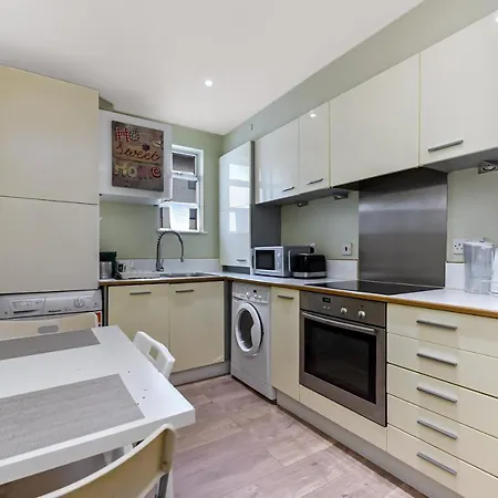 Appartamento Spacious 2 Bedroom In Broadway Ealing