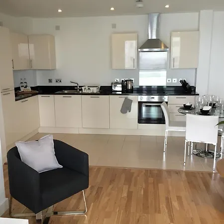Belvedere Olympic One Eighty Apartment Ilford