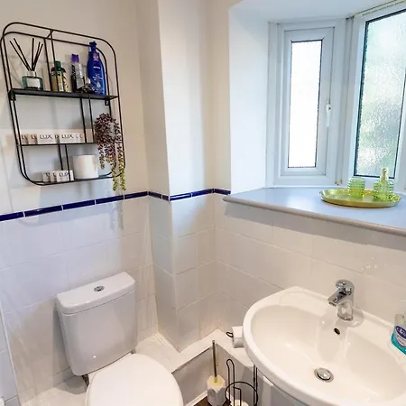 Spacious And Light Flat In Clapham * London