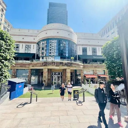 Canary Wharf Luxury *