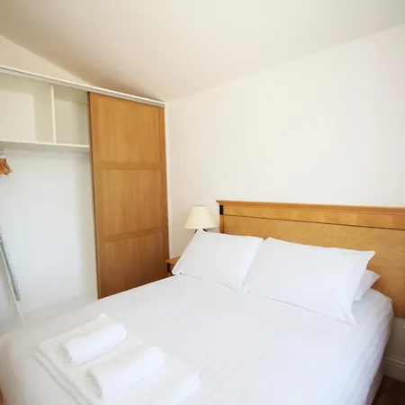 Wellesley Road Apartmán *