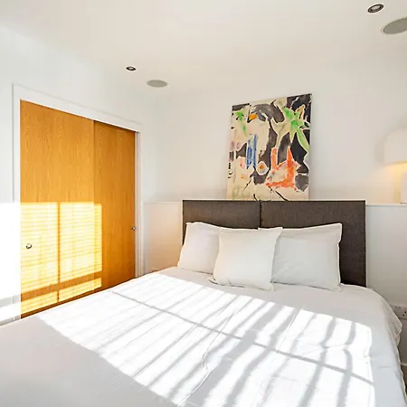 Elegant 3 Bed In Earl's Court