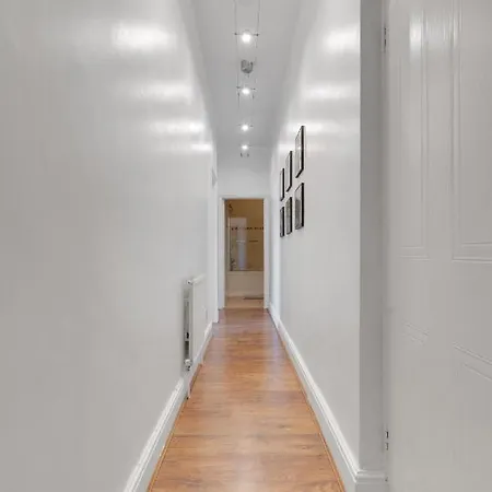 Modern Deluxe 2 Bedroom In Canning Town Excel Centre Apartment *
