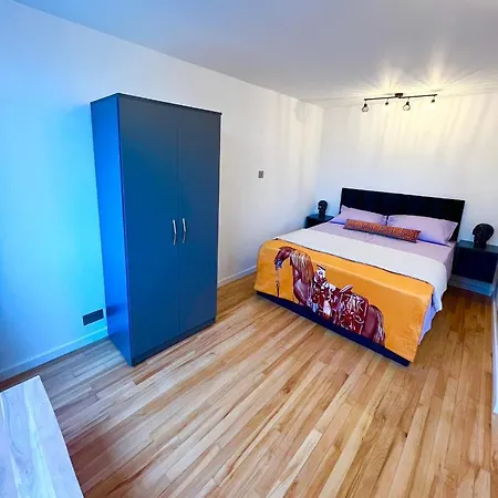 Apartment Herstusio W11