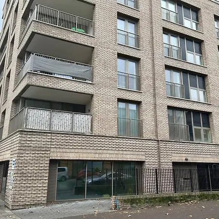 Modern 2 Bedroom Flat Near King's Cross. Apartment *