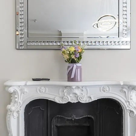 Apartment Air Conditioned High St Kensington *