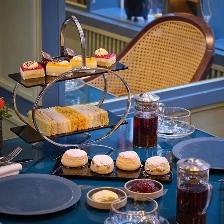 The Capital Hotel, & Townhouse 5*