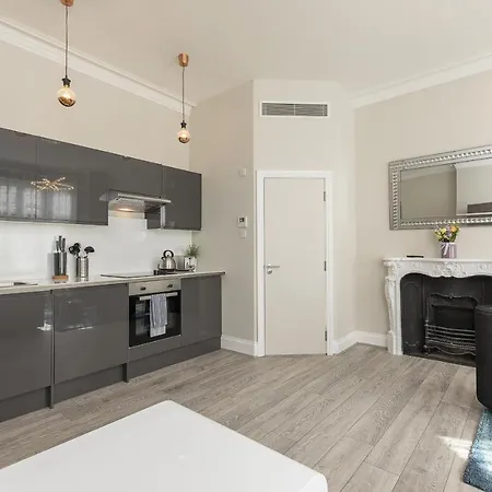 Apartmán Air Conditioned High St Kensington Londýn