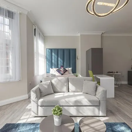 Air Conditioned High St Kensington Apartmán