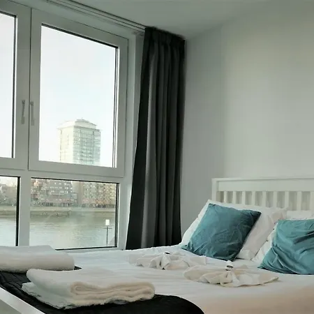 Apartment Still Life - Vauxhall
