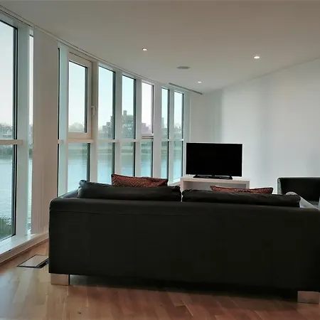 Still Life - Vauxhall Apartment