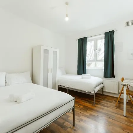 Guest house Upton Park Bedrooms 25 Min To London