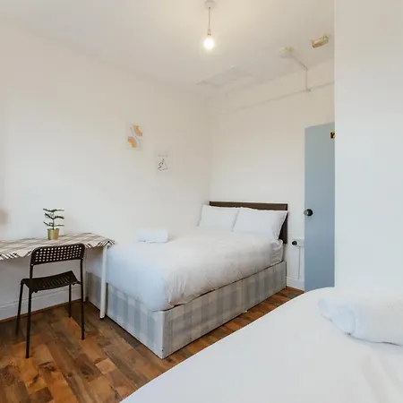 Upton Park Bedrooms 25 Min To Guest house