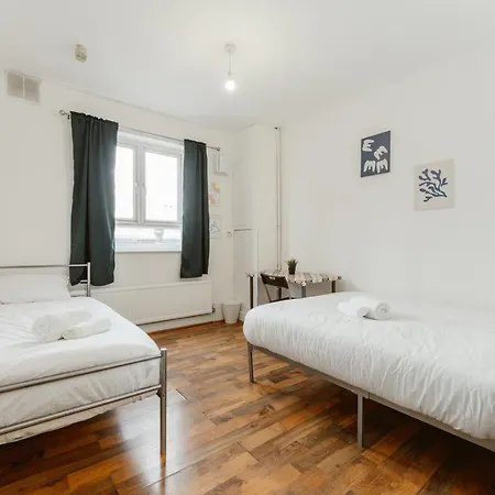 Guest house Upton Park Bedrooms 25 Min To
