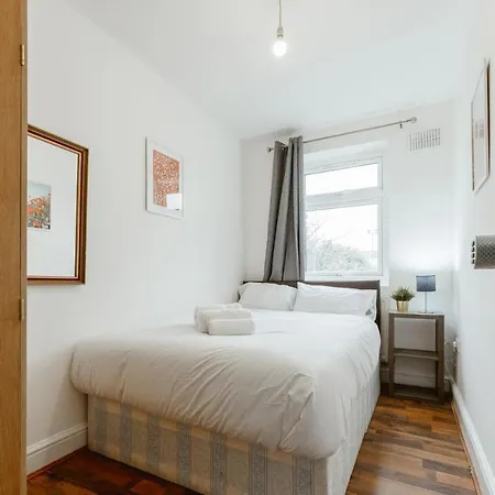 Guest house Upton Park Bedrooms 25 Min To London