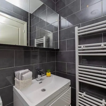 Beautiful 1bd On The King's Road Chelsea *