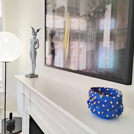 Apartment Luxury Artist In