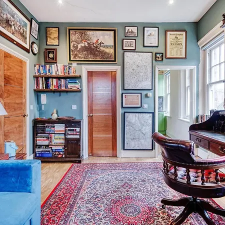 Apartment Sunny Corner In Center Of London