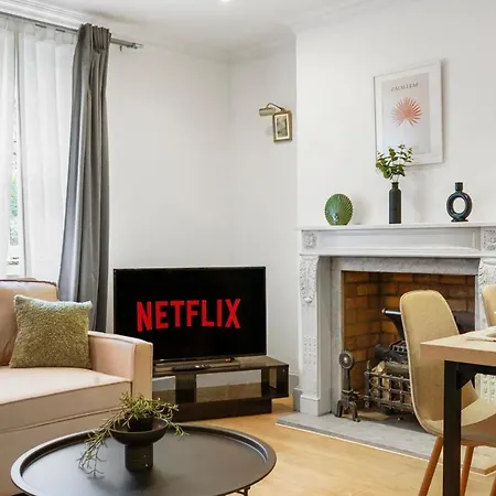 2 Single Or 1 King Bed In Notting Hill, * London