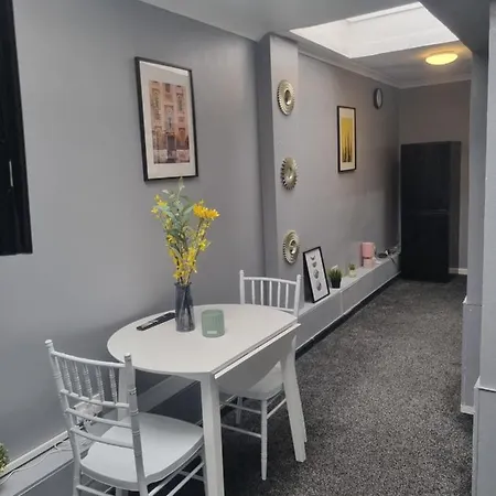 Apartment Northbridge Service Seven Sisters, *