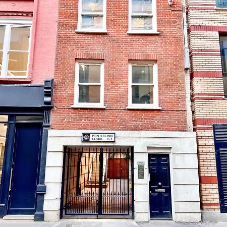 Superior Entire Between St Pauls Cathedral And Covent Garden * London