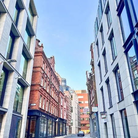 Superior Entire Between St Pauls Cathedral And Covent Garden * London