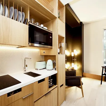 Wilde Covent Garden 4*