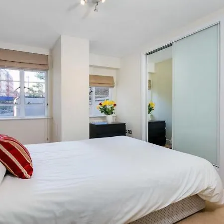 Nell Gwynn Chelsea Aparthotel
