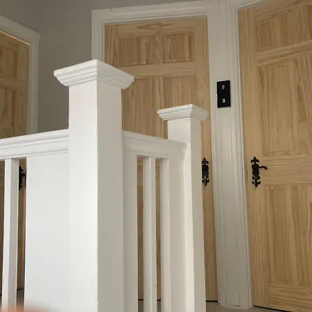 With Free Parkings, Surbiton, Kingston Upon Thames, Surrey, Greater London Uk