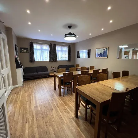 The Commongate 3* London
