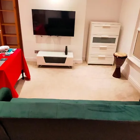 Fully-equipped Flat In The Of