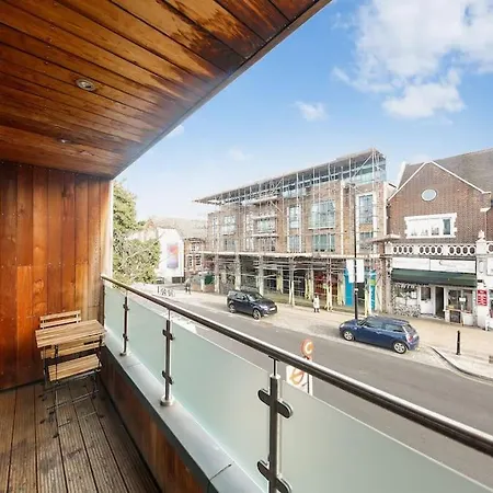 Apartment Pleasing 2bed Flat 10min To Wimbledon Tennis Court