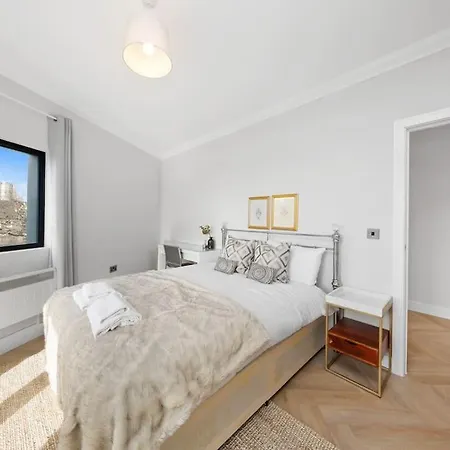 Apartment 3bed Penthouse 10min To Wimbledon Tennis Courts *