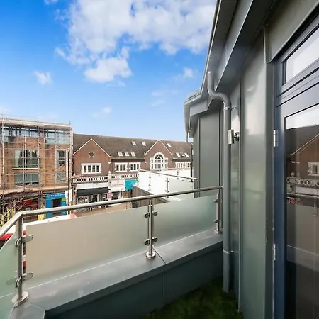 3bed Penthouse 10min To Wimbledon Tennis Courts * London