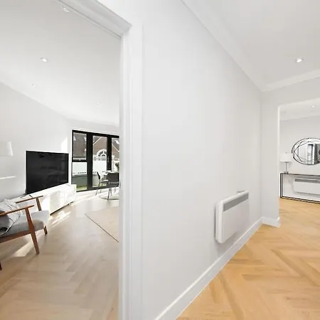 3bed Penthouse 10min To Wimbledon Tennis Courts Apartment *