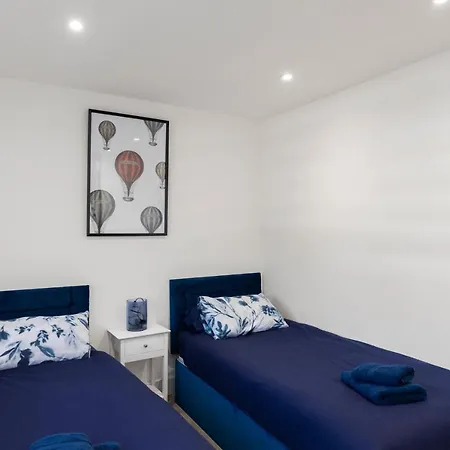 Star London Vivian Avenue 2-bed Haven Apartment