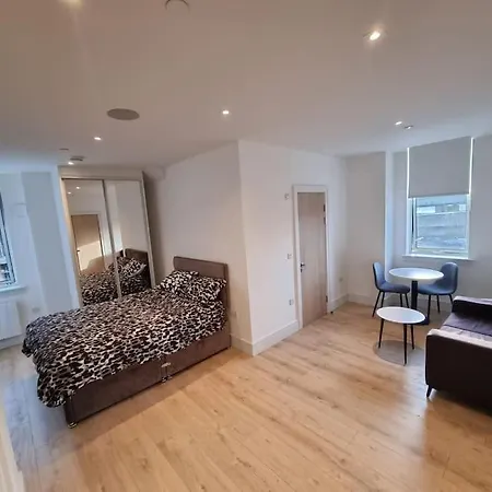 Lovely One Bedroom In Town Appartement Ilford