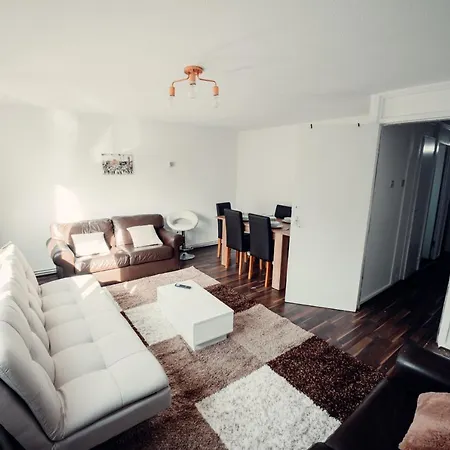 Comfy Home-wood Green Holiday home London