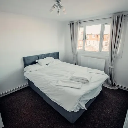 Comfy Home-wood Green * London
