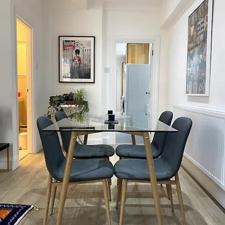 Apartment Spacious 2 Bedroom In Maida Vale London