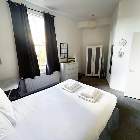 Ultimate Getaway In Camden Town
