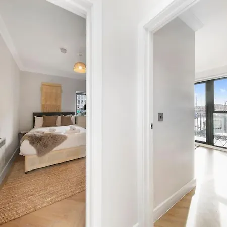 Amazing 2bed Flat 10min To Wimbledon Tennis Courts