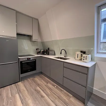 Apartment Star London Finchley Lane 3-bed Retreat