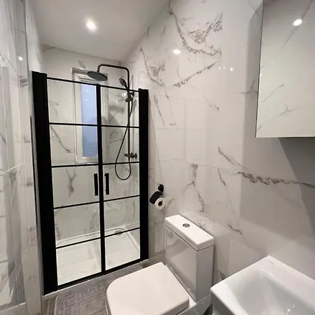 Apartment Star London Finchley Lane 3-bed Retreat Hendon