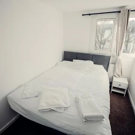 Comfy Home-wood Green London