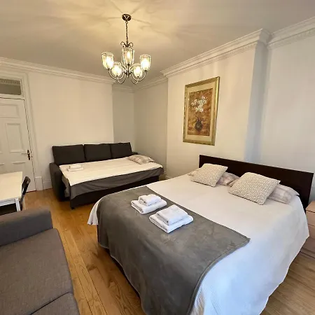 Double In Paddington ,london, 1 Step To Station, Private #room Name Is London# * London