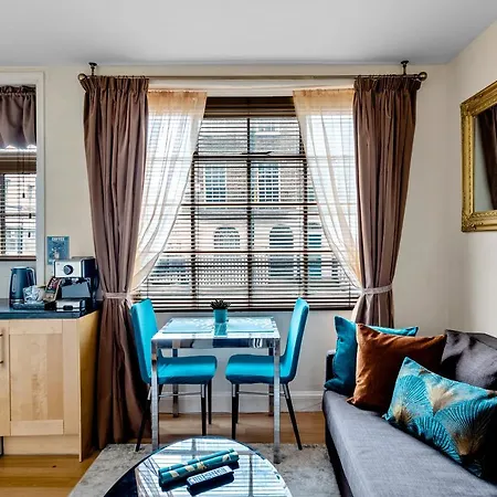 Marylebone Near Regent's Park, Baker Street * London