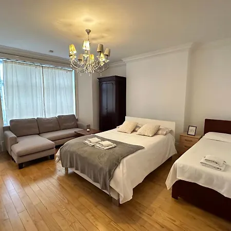 En & Private Bathroom, In Marylebone, Paddington #room Name Is Paris# London