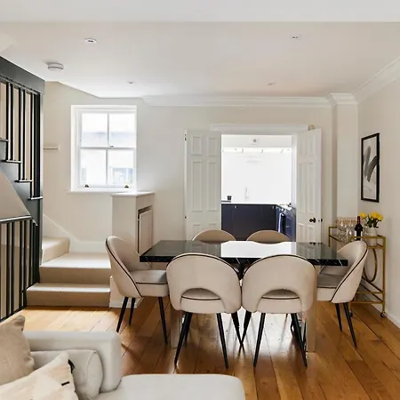 The South Kensington Wonder - Trendy 3bdr House With Garden Apartamento Londres